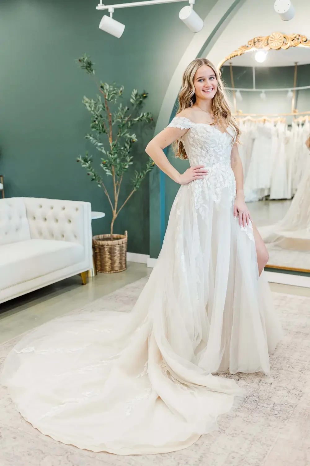 Gallery Image #slidesGrid16