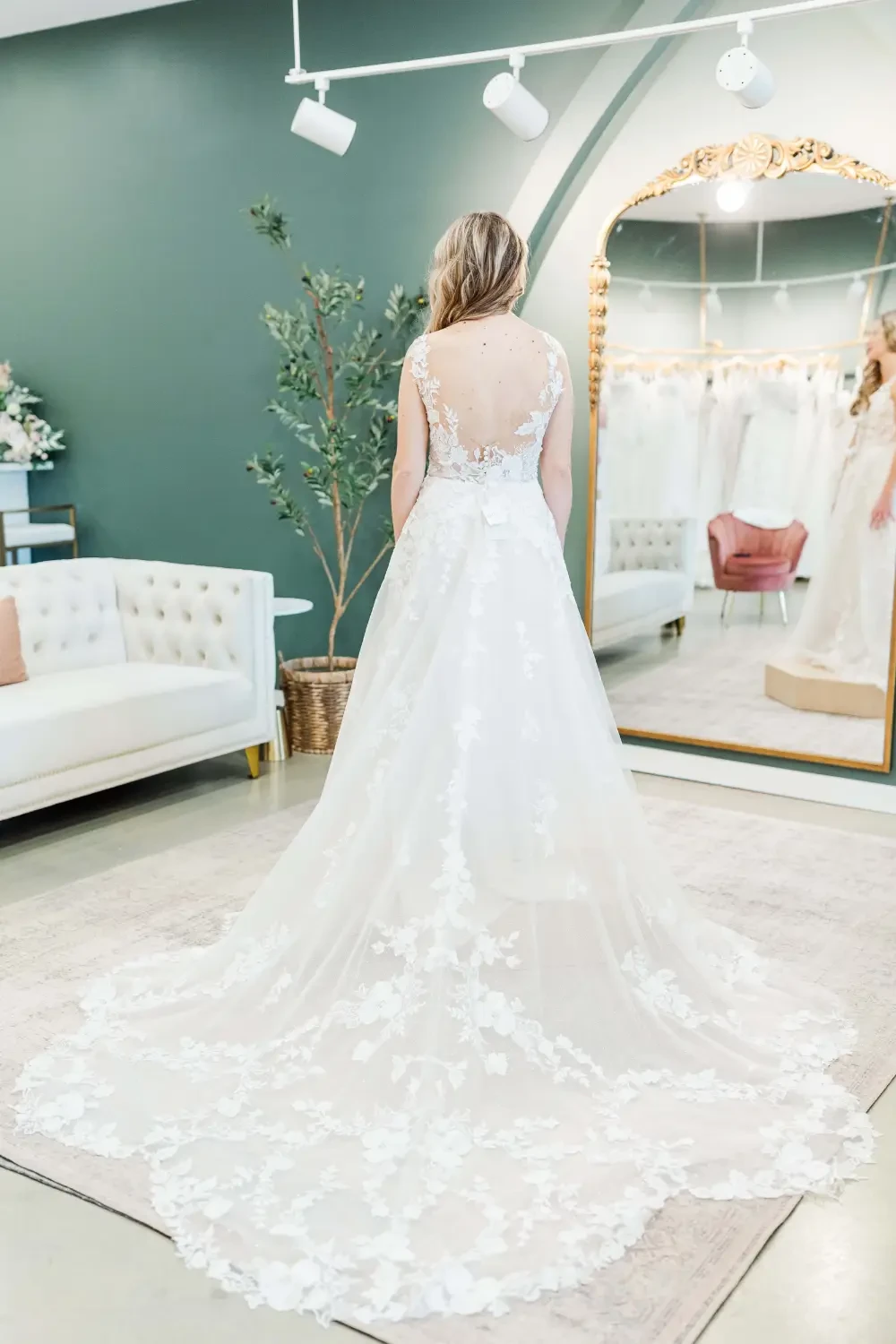 Gallery Image #slidesGrid6