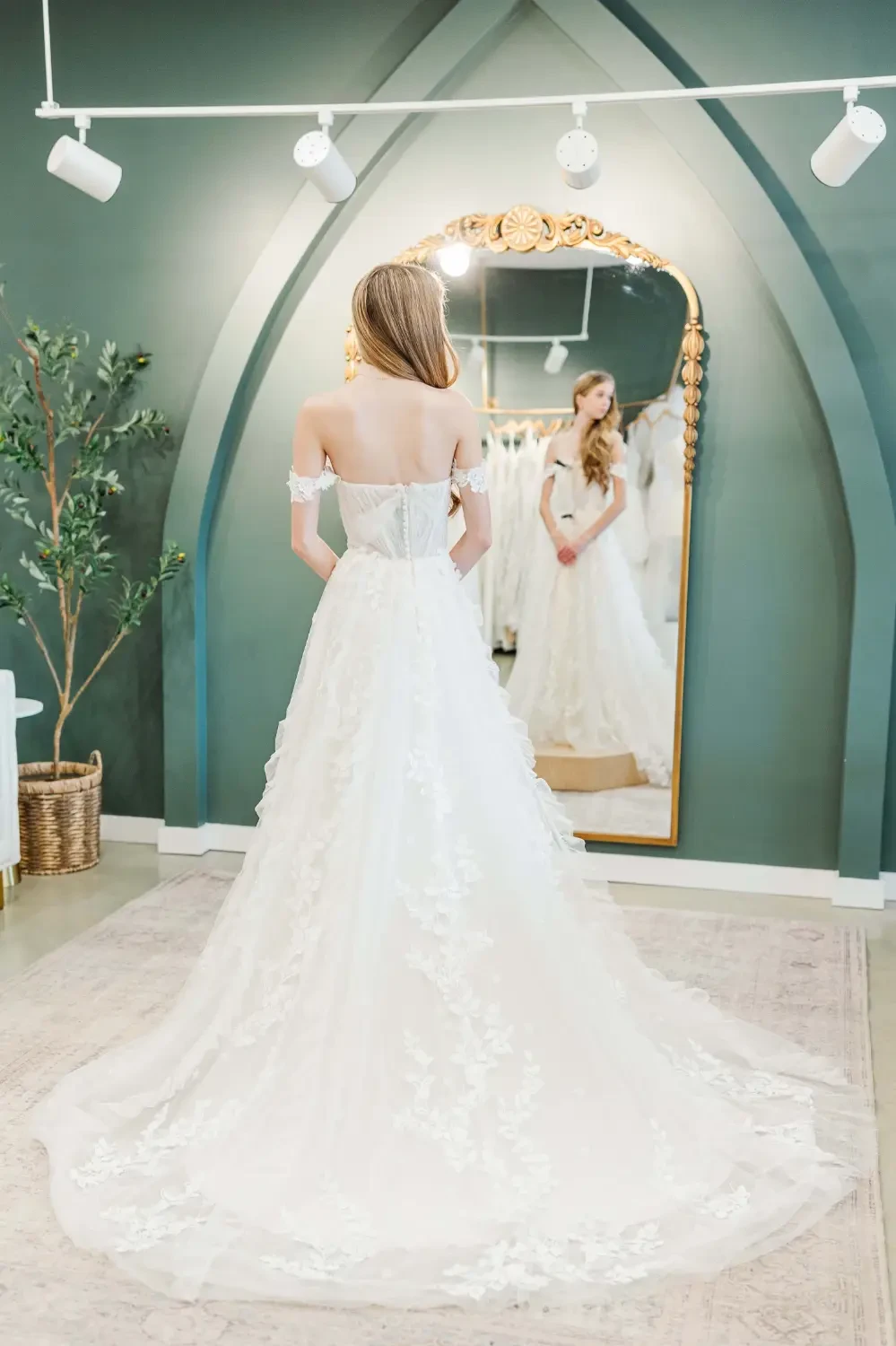 Gallery Image #slidesGrid21