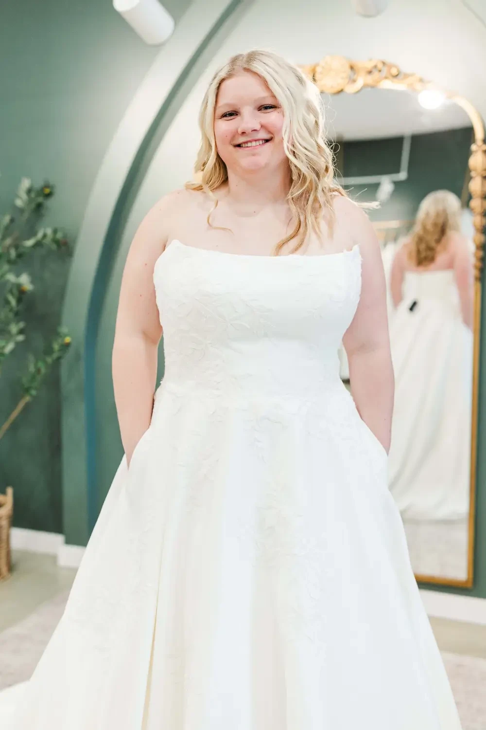 Gallery Image #slidesGrid57