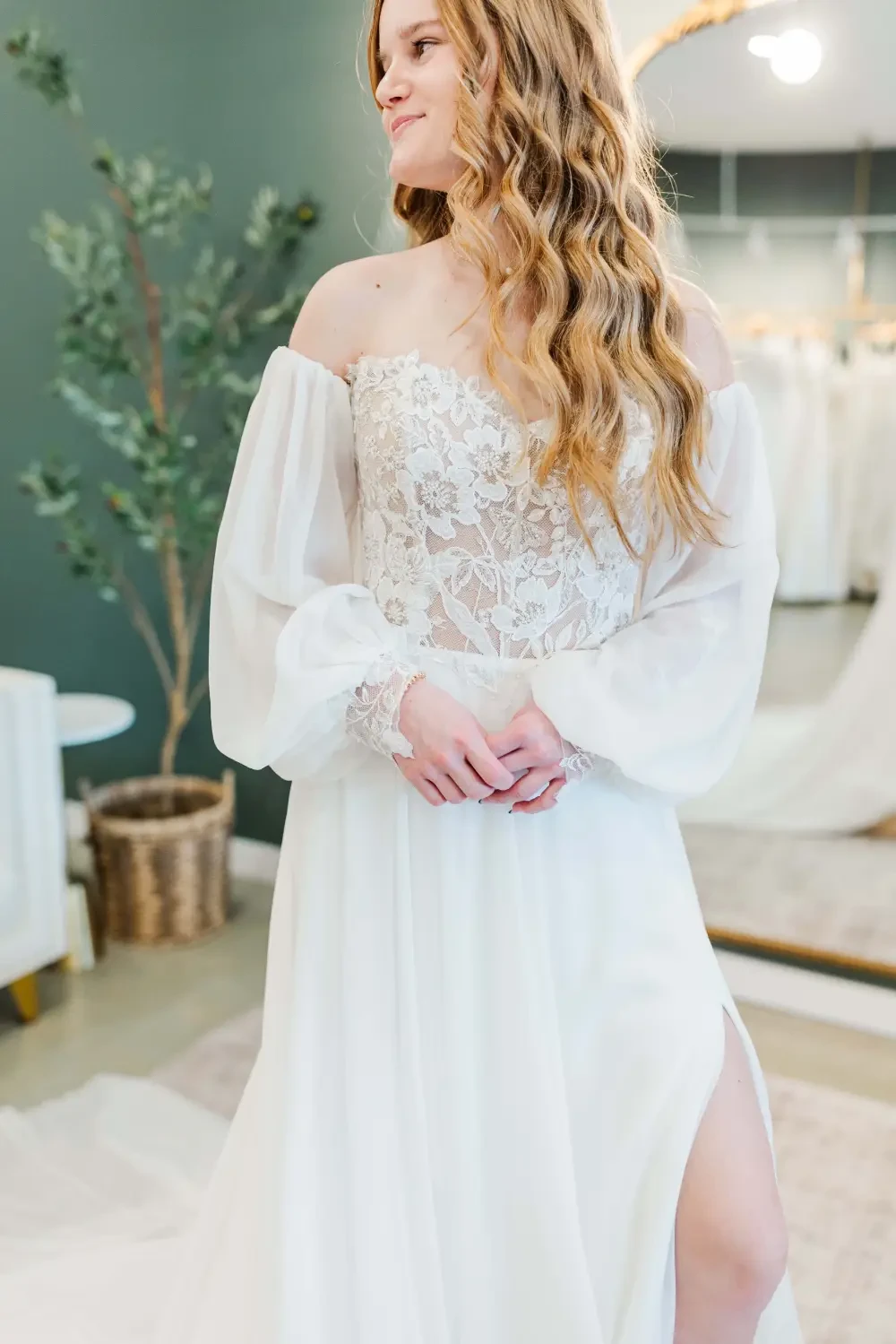 Gallery Image #slidesGrid4