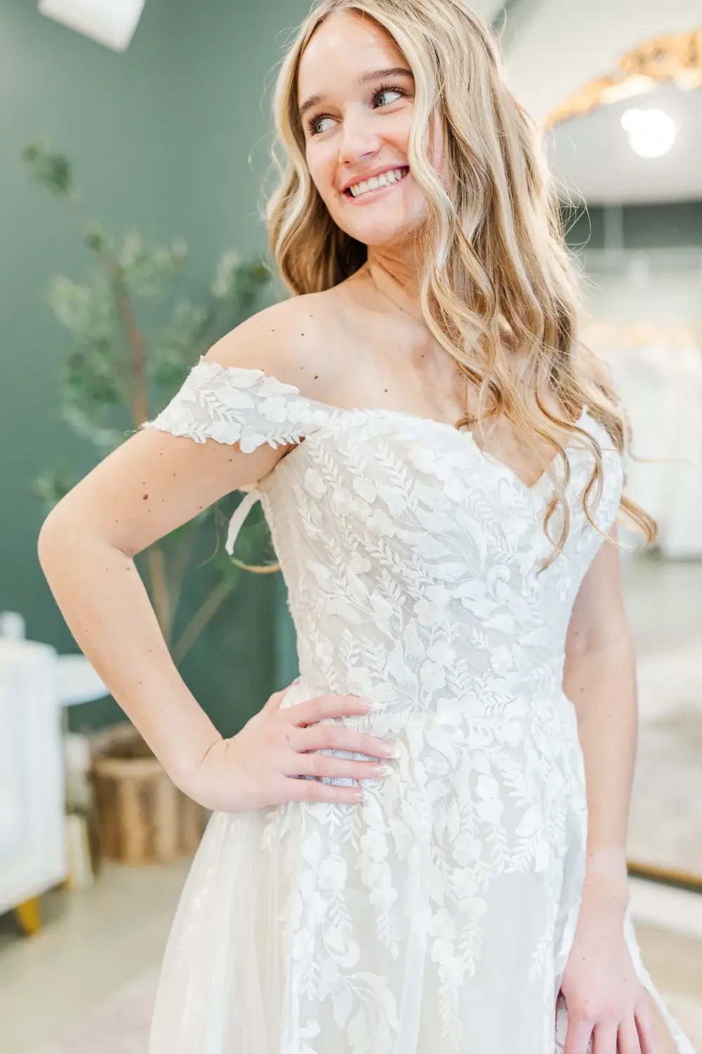 Gallery Image #slidesGrid18