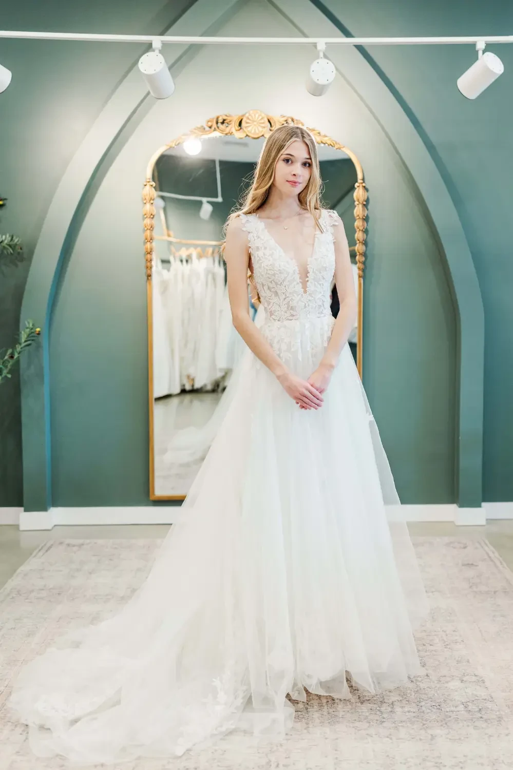 Gallery Image #slidesGrid4