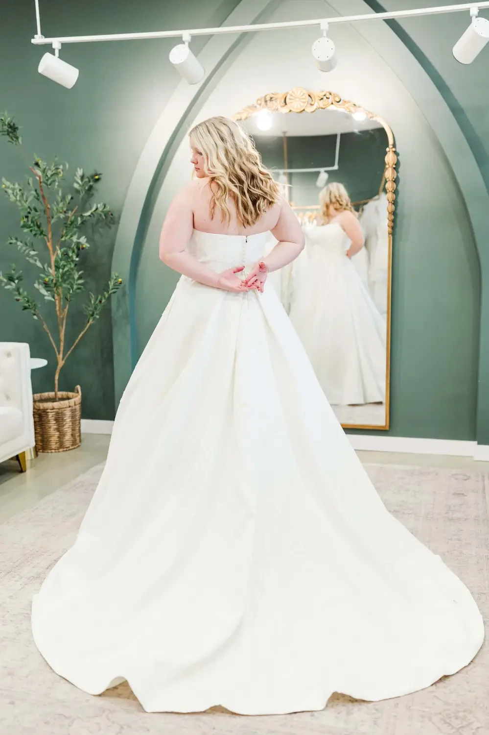 Gallery Image #slidesGrid58