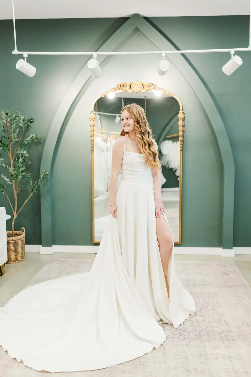 Gallery Image #slidesGrid35