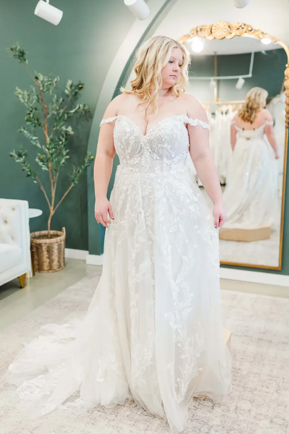 Gallery Image #slidesGrid13