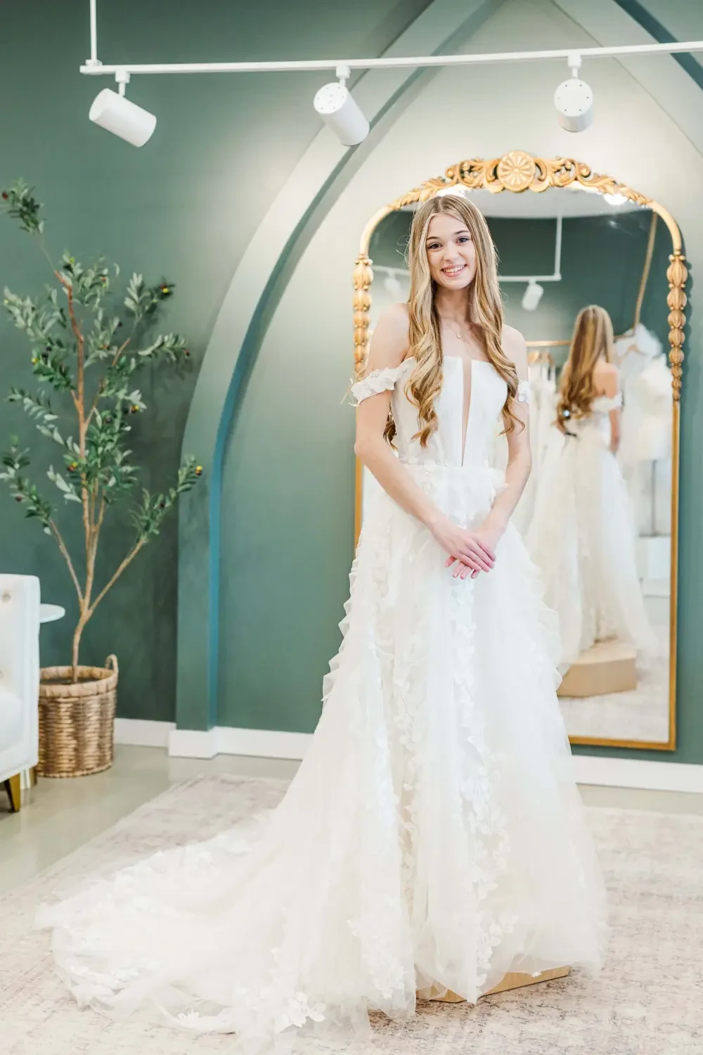 Gallery Image #slidesGrid19