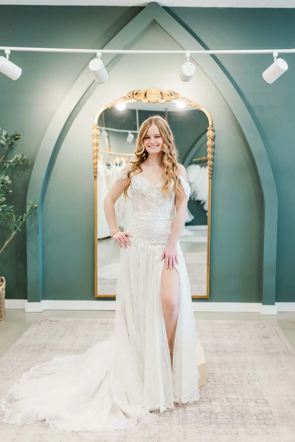 Gallery Image #slidesGrid38