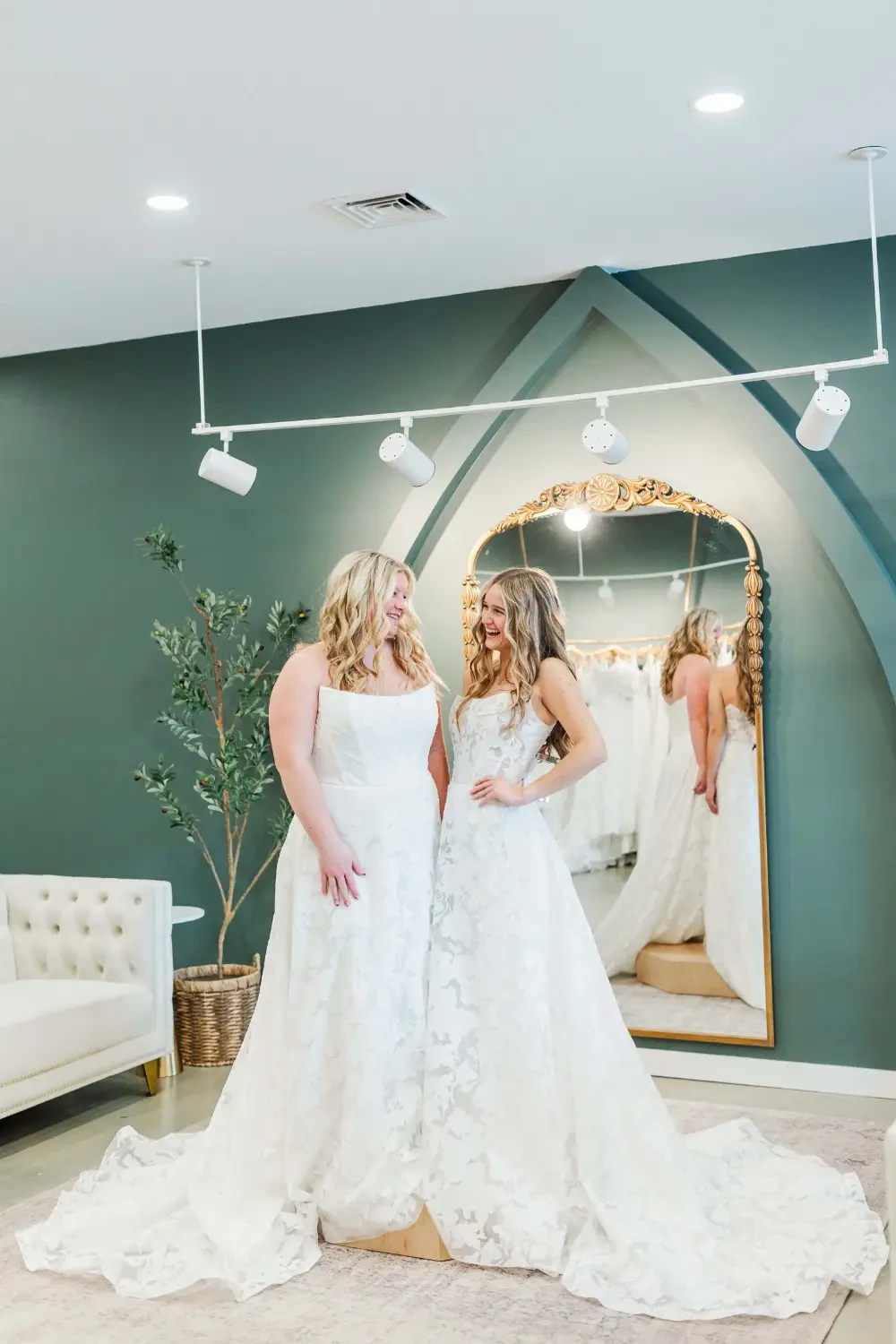 Gallery Image #slidesGrid4