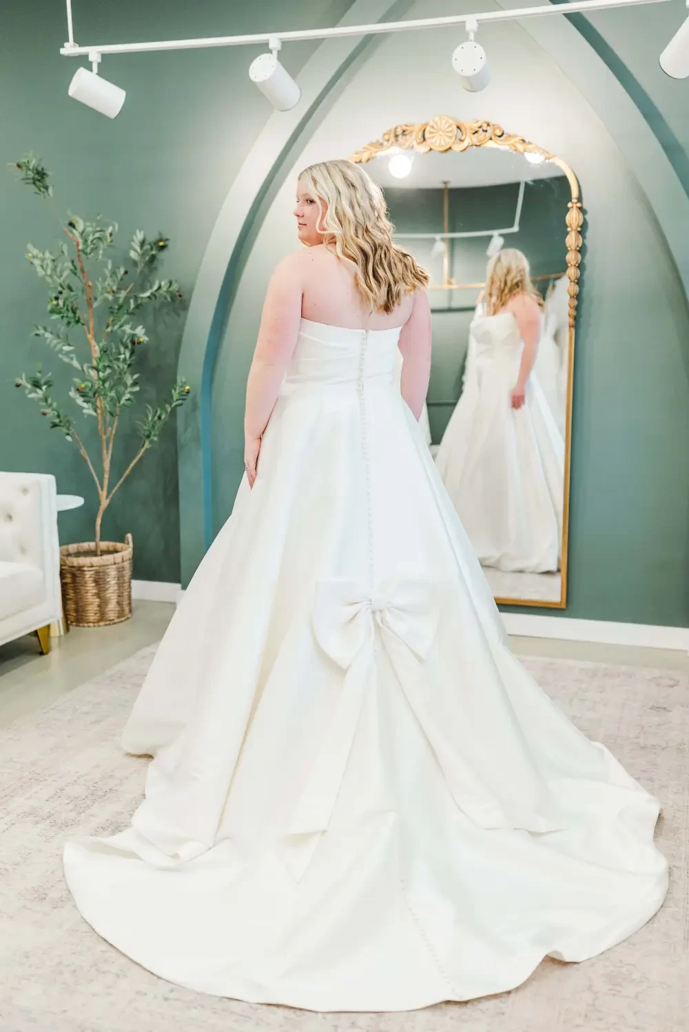 Gallery Image #slidesGrid28