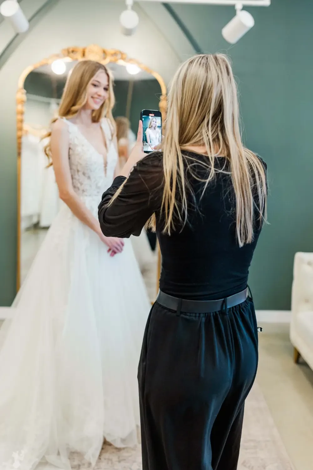 Gallery Image #slidesGrid3