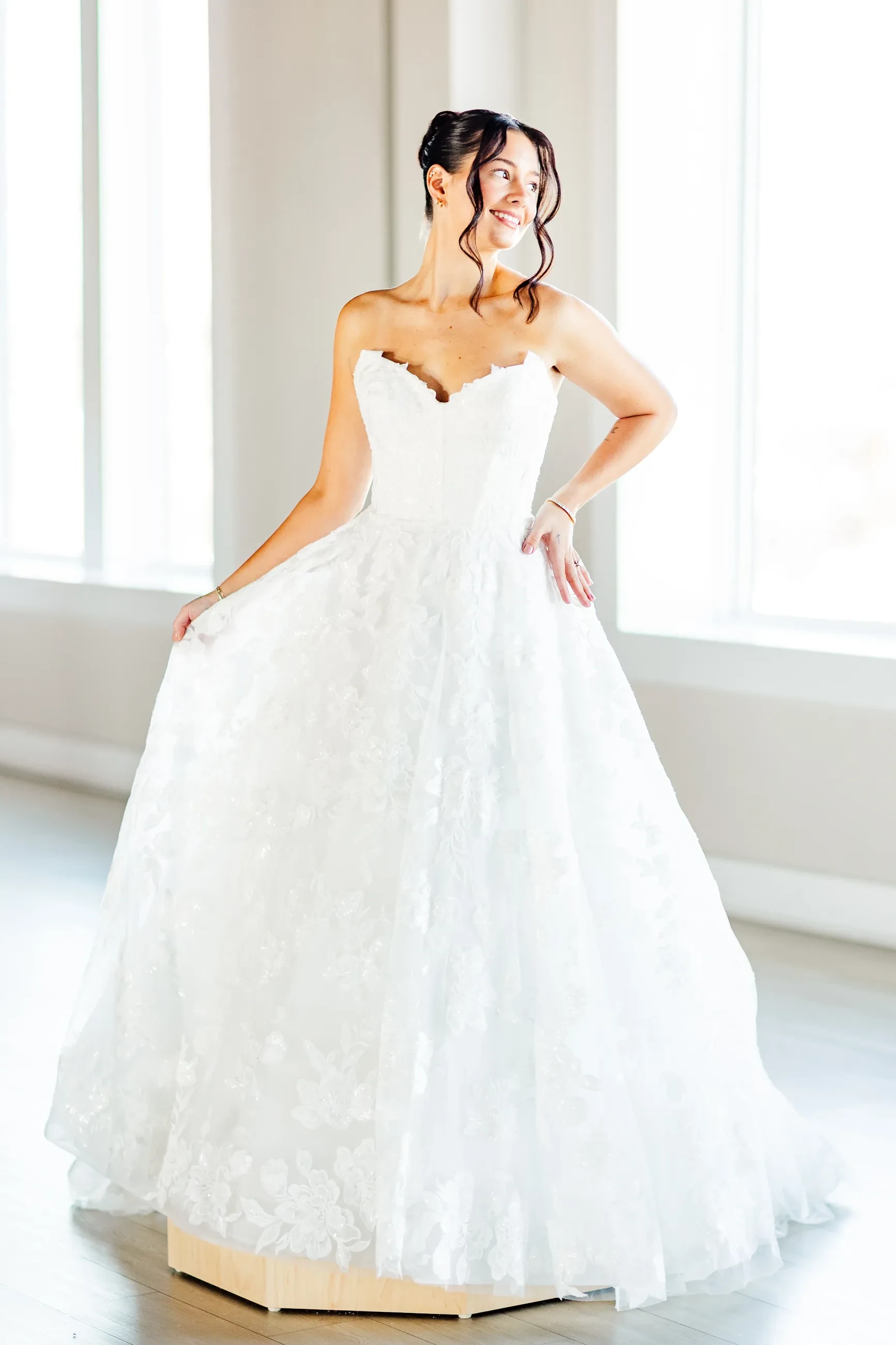 Gallery Image #slidesGrid18